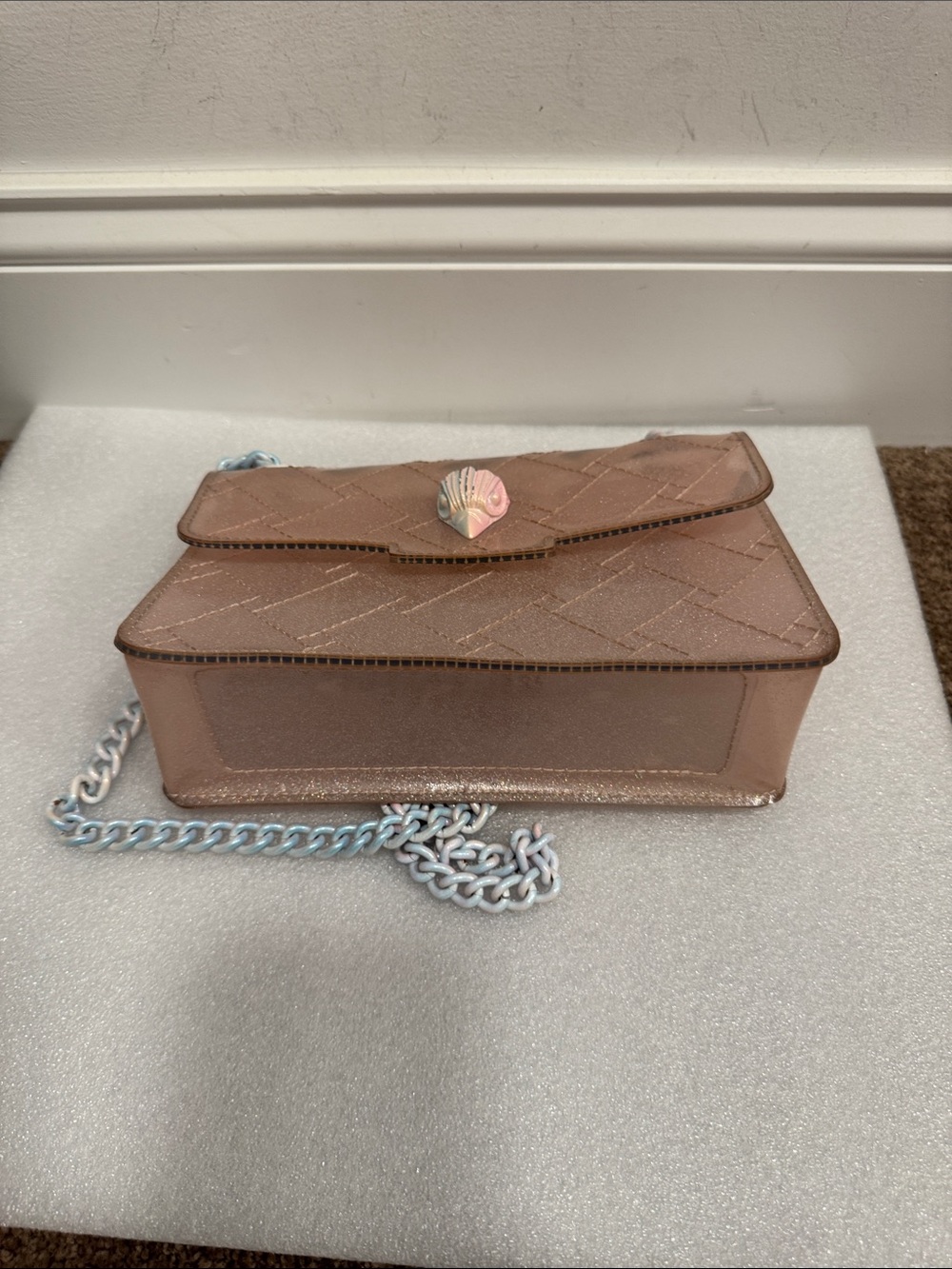 Kurt Geiger London Mini Kensington Jelly crossbody bag in pink glitter - Picture 6 of 8